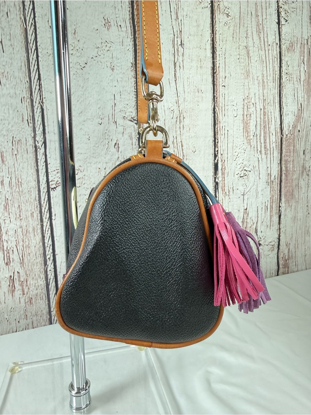 Vintage Y2K Dooney & Bourke Lindsay Lohan Alphabet Charm Leather Shoulder Bag - Picture 7 of 16